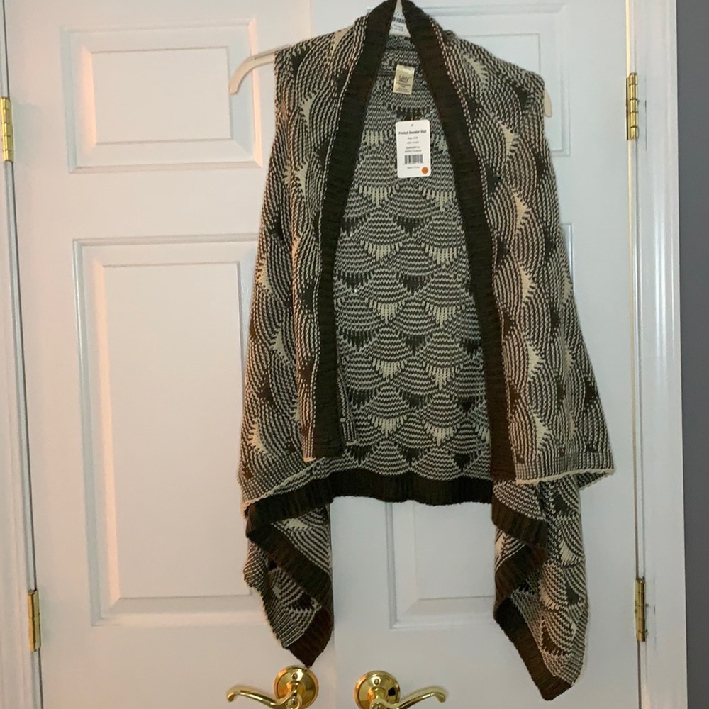 Lildy sweater vest size s-m